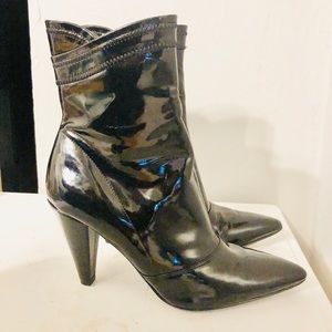 NWOB Carlos Santana black patent leather boots.